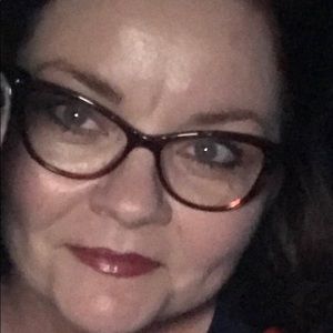 Meet your Posher, Carolyn